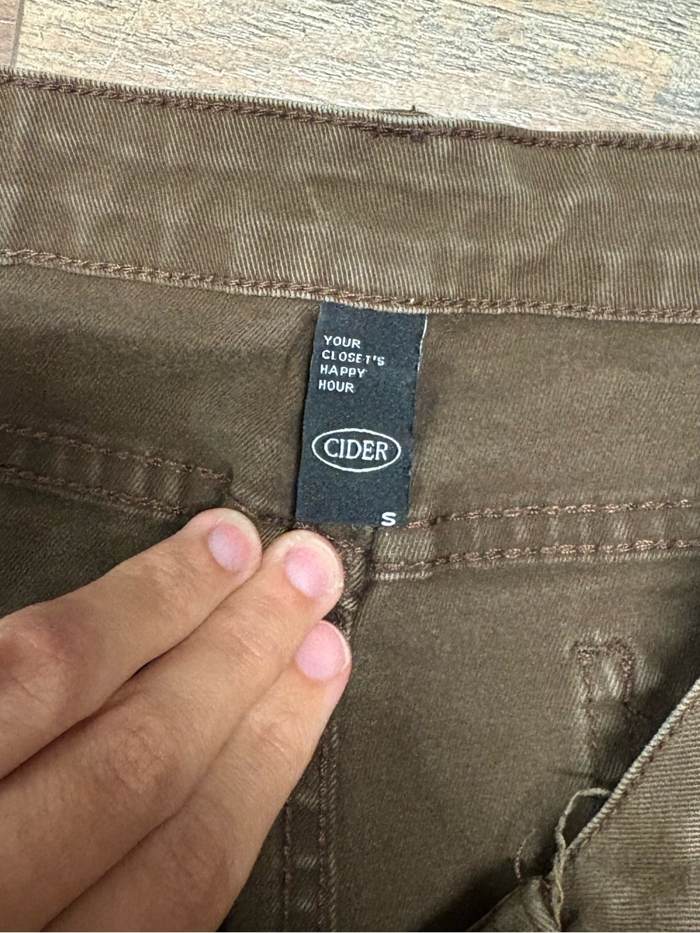 Cider Alessia Cargo Cotton Jeans In A Faded Brown Size Small - Picture 2 of 3